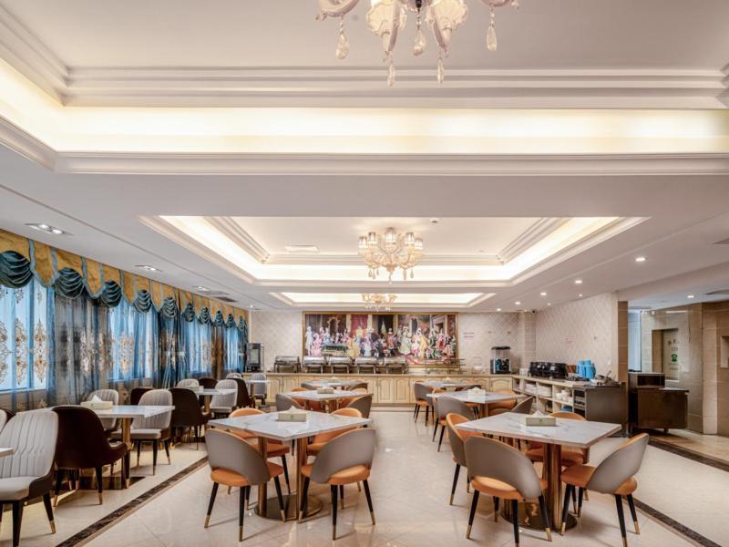 Vienna Hotel Guiyang Exhibition Center Exterior foto